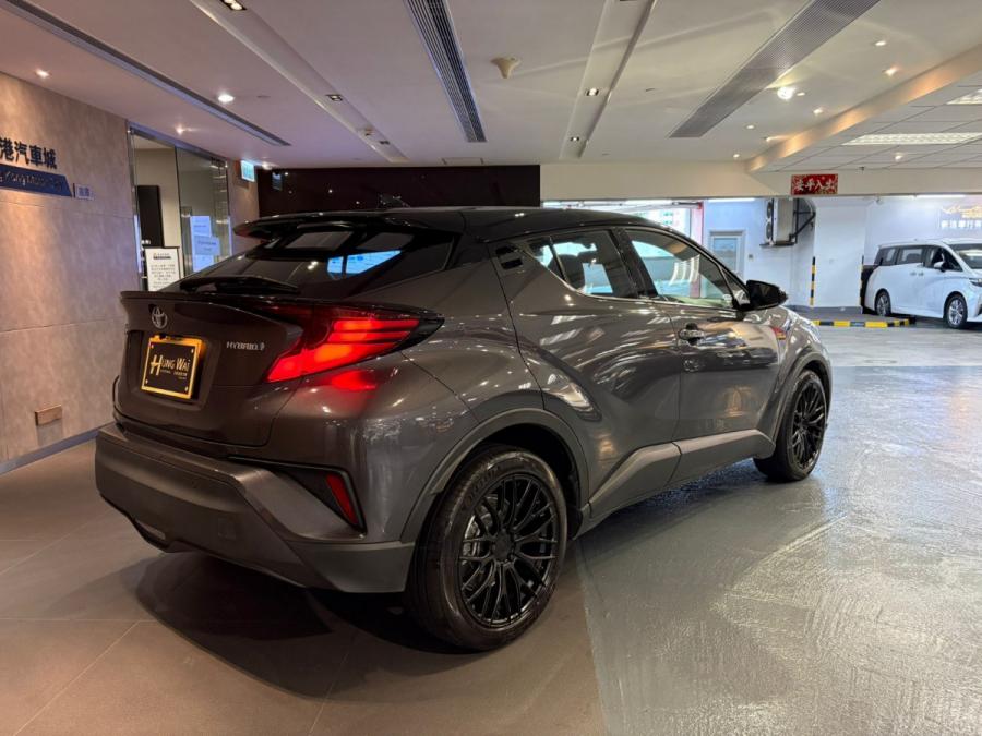 CHR Hybrid - Image 2